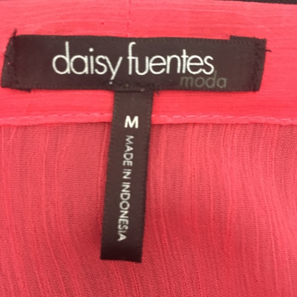 🌹3/$25🌹Daisy Fuentes Coral Chiffon Top with Cami - Picture 7 of 8